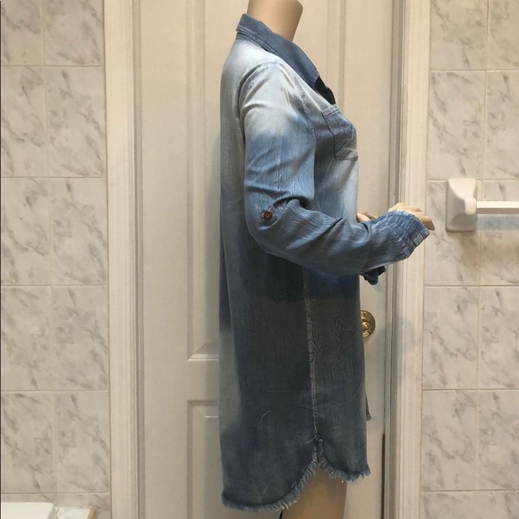 LIGHT BLUE BUTTON DOWN DENIM DRESS - Picture 6 of 7